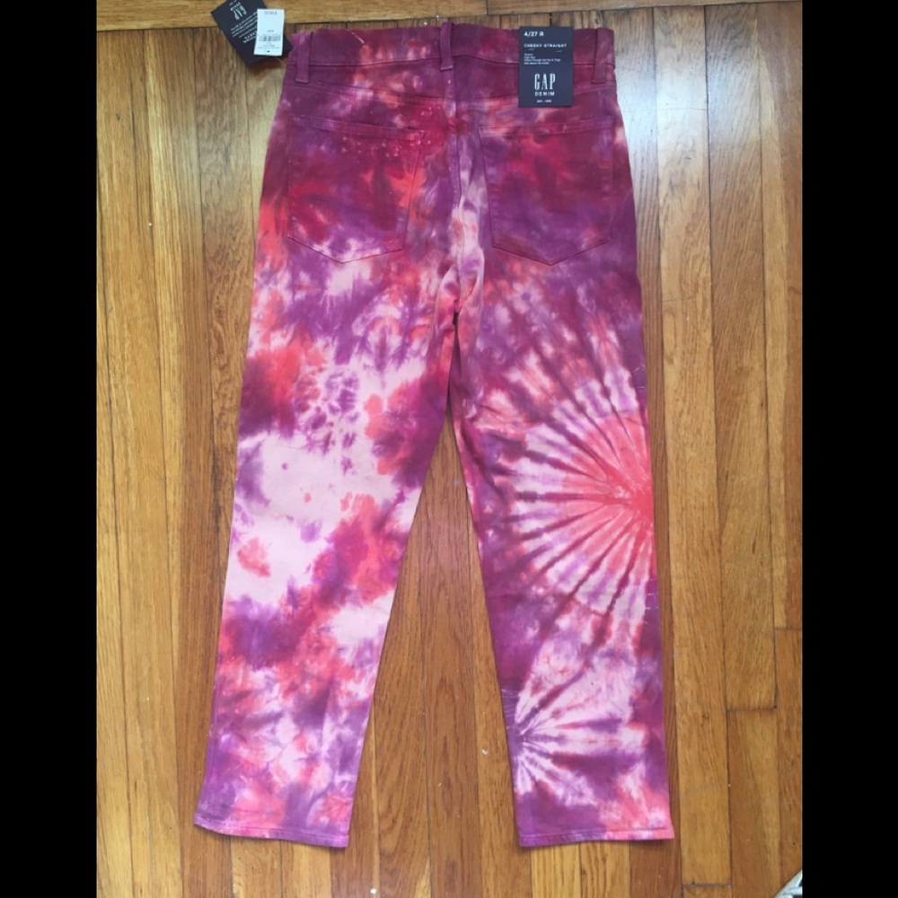 Ladies tie dye Gap jeans NWT size 4/27 R